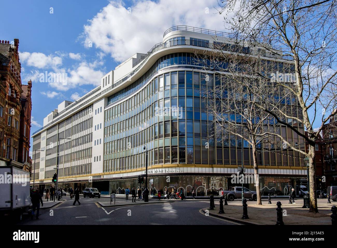 Peter Jones & Partners, Sloane Square, Chelsea, Londres, Royaume-Uni Banque D'Images