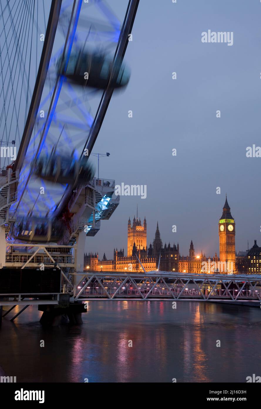 Im Vordergrund 'The London Eye', Riesenrad Banque D'Images