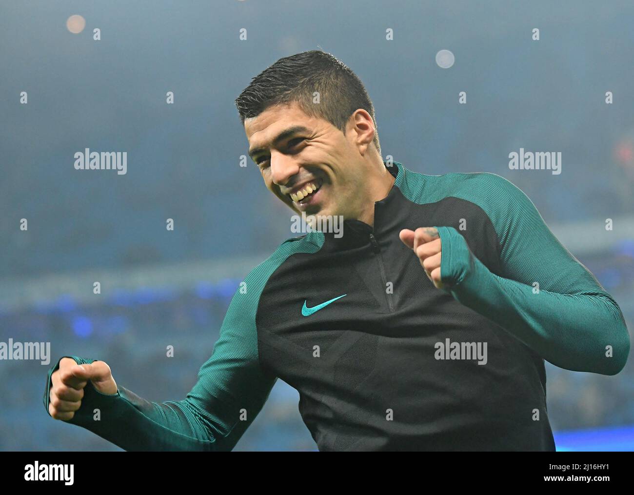MANCHESTER, ANGLETERRE - 1 NOVEMBRE 2016 : Luis Suarez de Barcelone photographié avant le match du groupe C de la Ligue des champions de l'UEFA entre Manchester City et le FC Barcelone au stade de la ville de Manchester. Copyright: Cosmin Iftode/Picstaff Banque D'Images