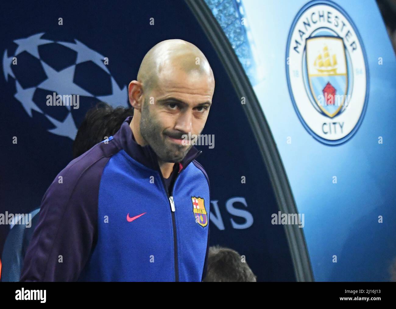 MANCHESTER, ANGLETERRE - 1 NOVEMBRE 2016 : Javier Mascherano de Barcelone photographié avant le match du groupe C de la Ligue des champions de l'UEFA entre Manchester City et le FC Barcelone au stade de la ville de Manchester. Copyright: Cosmin Iftode/Picstaff Banque D'Images
