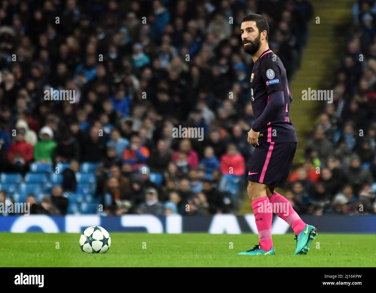 MANCHESTER, ANGLETERRE - 1 NOVEMBRE 2016 : photo de l'ARDA Turan de Barcelone lors du match du groupe C de la Ligue des champions de l'UEFA entre Manchester City et le FC Barcelone au stade de la ville de Manchester. Copyright: Cosmin Iftode/Picstaff Banque D'Images