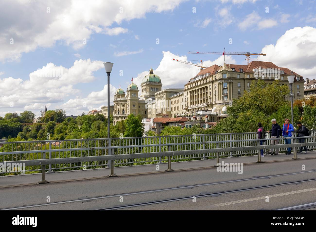 Berne, Suisse - 06 septembre 2015 : le Palais fédéral, c'est le siège du Parlement fédéral (Assemblée fédérale suisse) et un hôtel 5 étoiles nommé Hôtel Banque D'Images