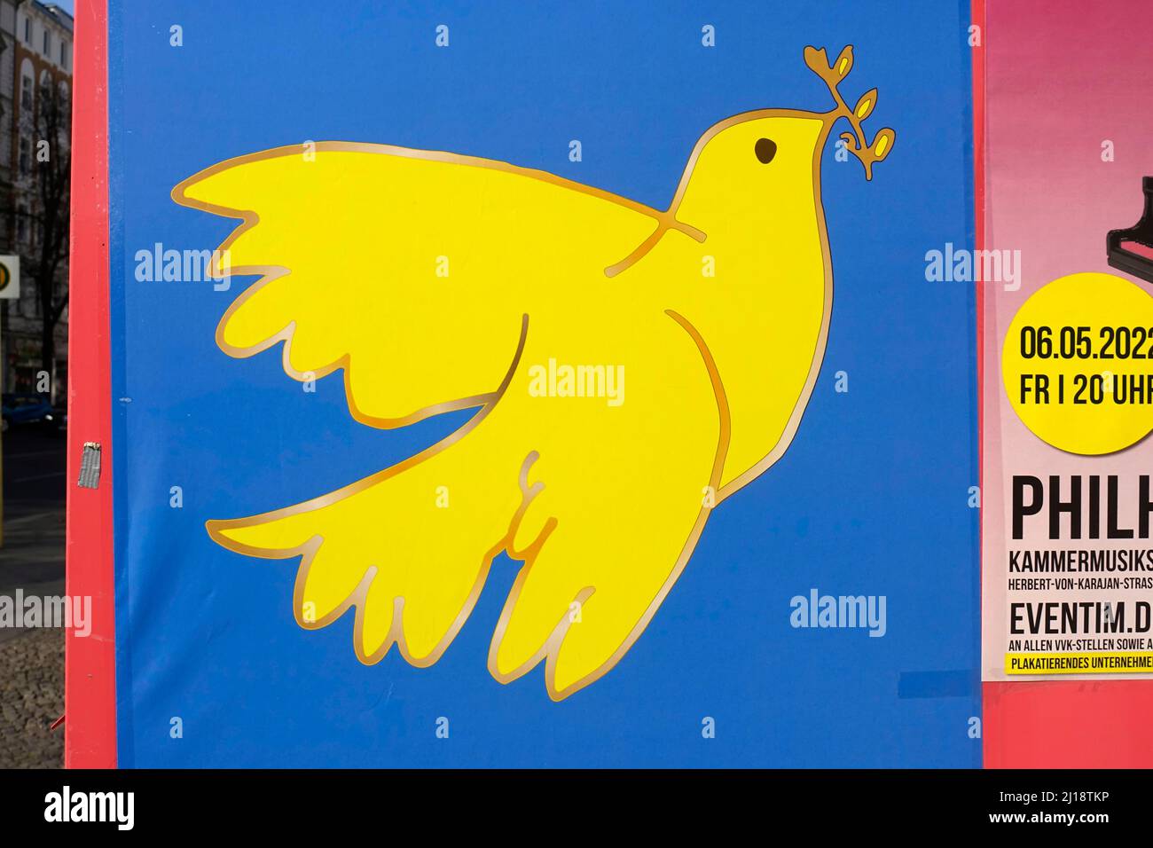 Affiche avec colombe de la paix, couleurs nationales de l'Ukraine Banque D'Images
