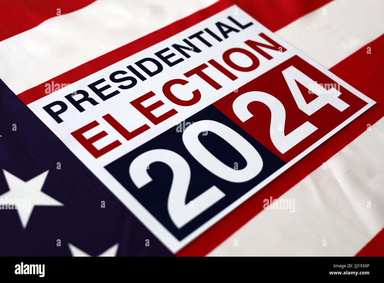 L'élection présidentielle de 2024 a fait l'objet d'un message sur le drapeau américain Banque D'Images