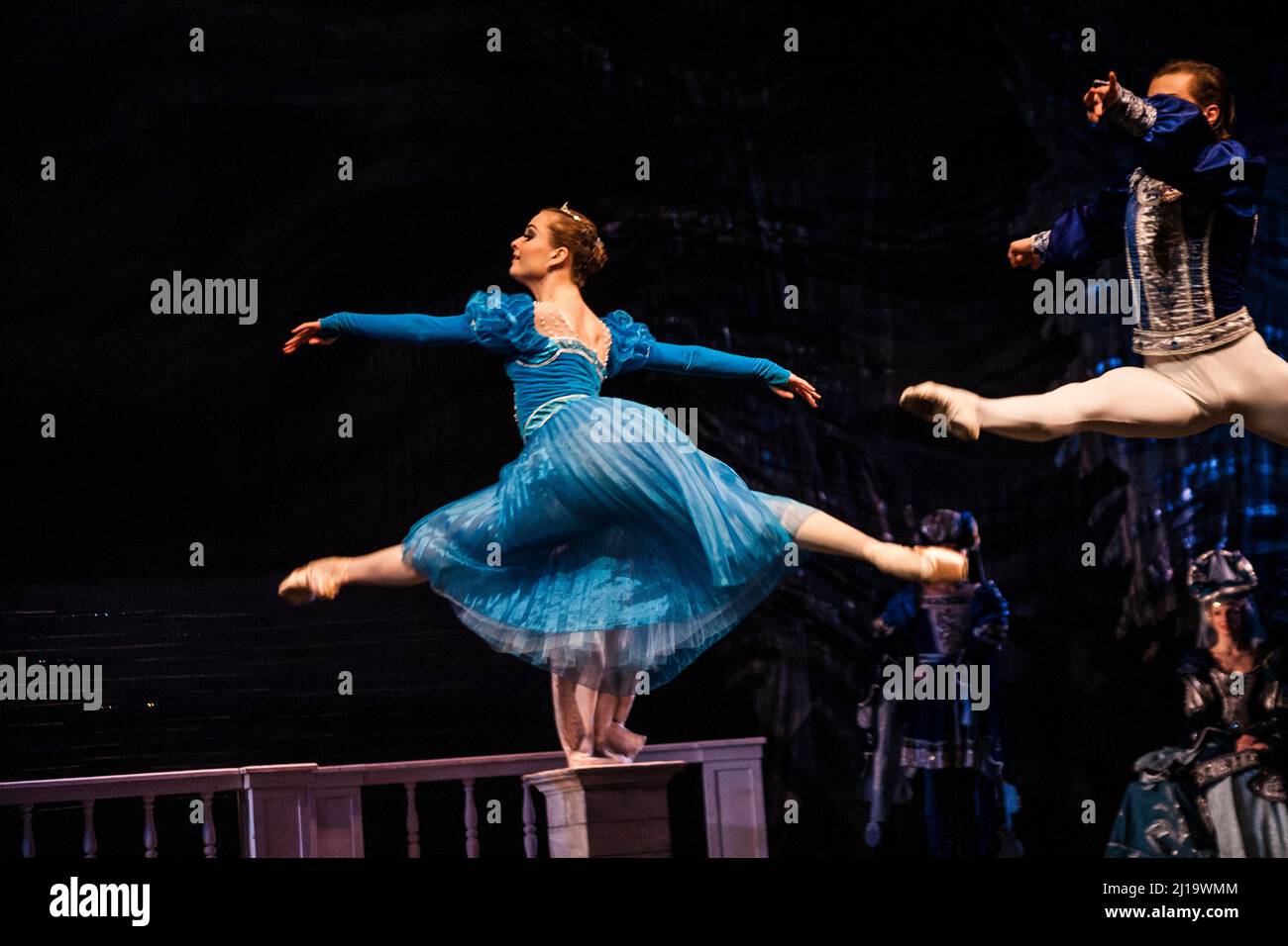 Danseurs de ballet lors de la représentation du lac des cygnes de Tchaïkovski à Saint-Pétersbourg, en Russie, en Europe de l'est Banque D'Images