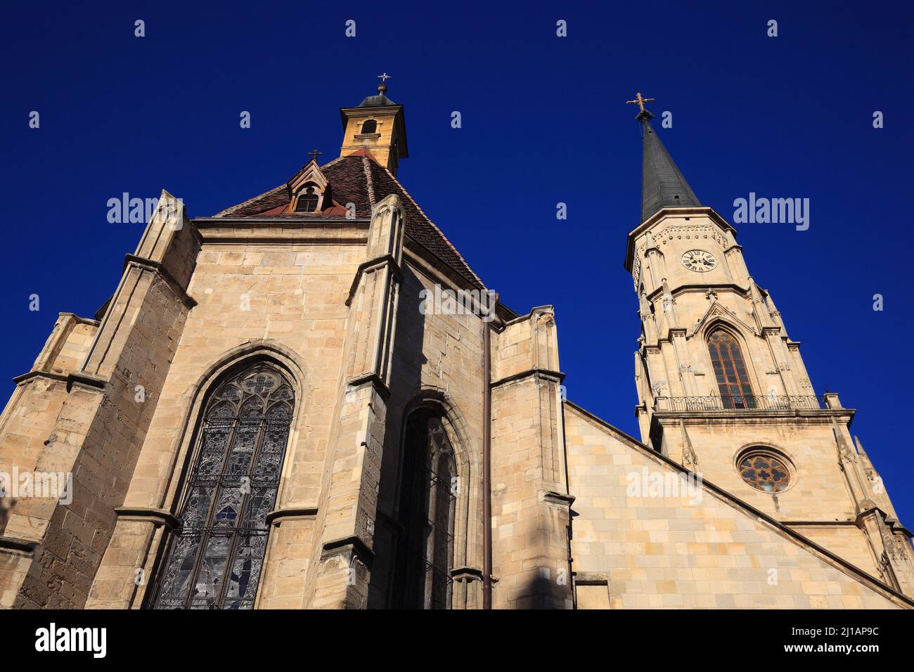 Die Klausenburger Michaelskirche in Cluj-Napoca, deutsch Klausenburg, ist das bedeutendste Beispiel einer gotischen Hallenkirche in Siebenbürgen, Rumä Banque D'Images