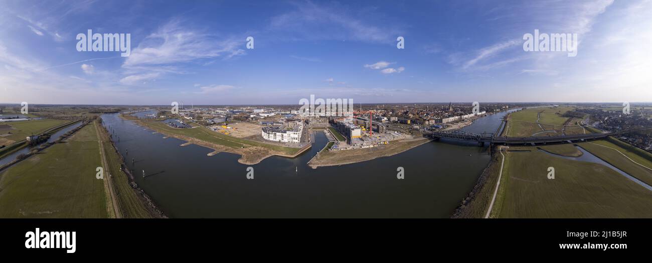 Vue panoramique aérienne à 360 degrés du port de plaisance et de Kade Zuid Banque D'Images
