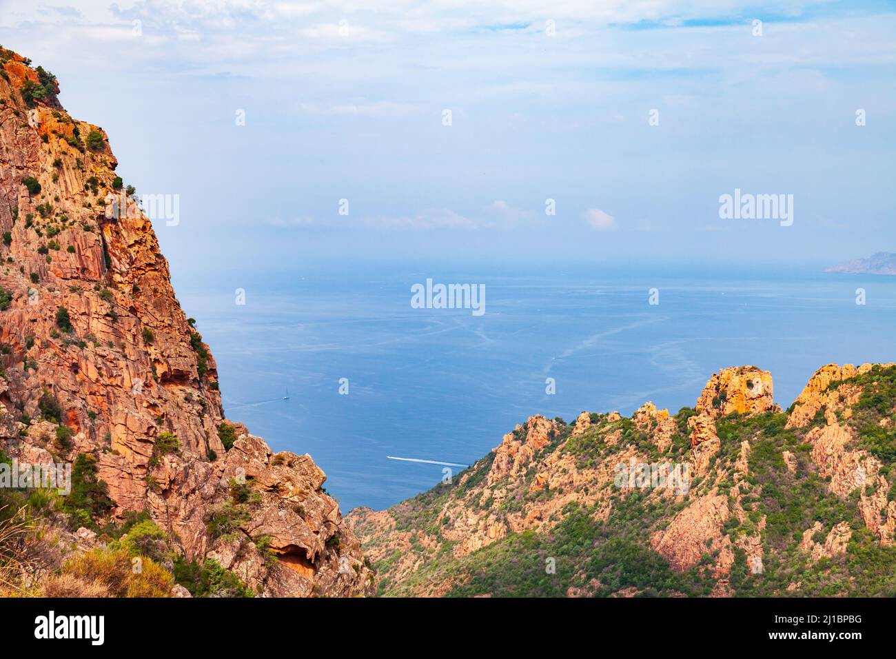 Corse, France. Paysage de montagne côtier de Calanques de Piana en été Banque D'Images