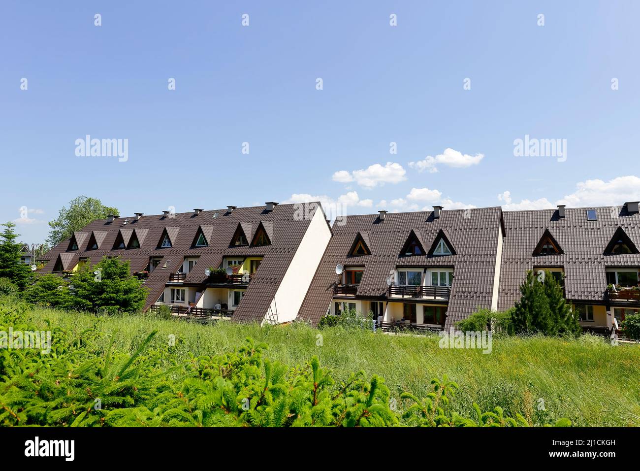 Zakopane, Pologne - 13 juin 2015: Complexe de bâtiments résidentiels dans le domaine de logement appelé Paradlowka construit en grande partie au cours des années 1979-1995 Banque D'Images