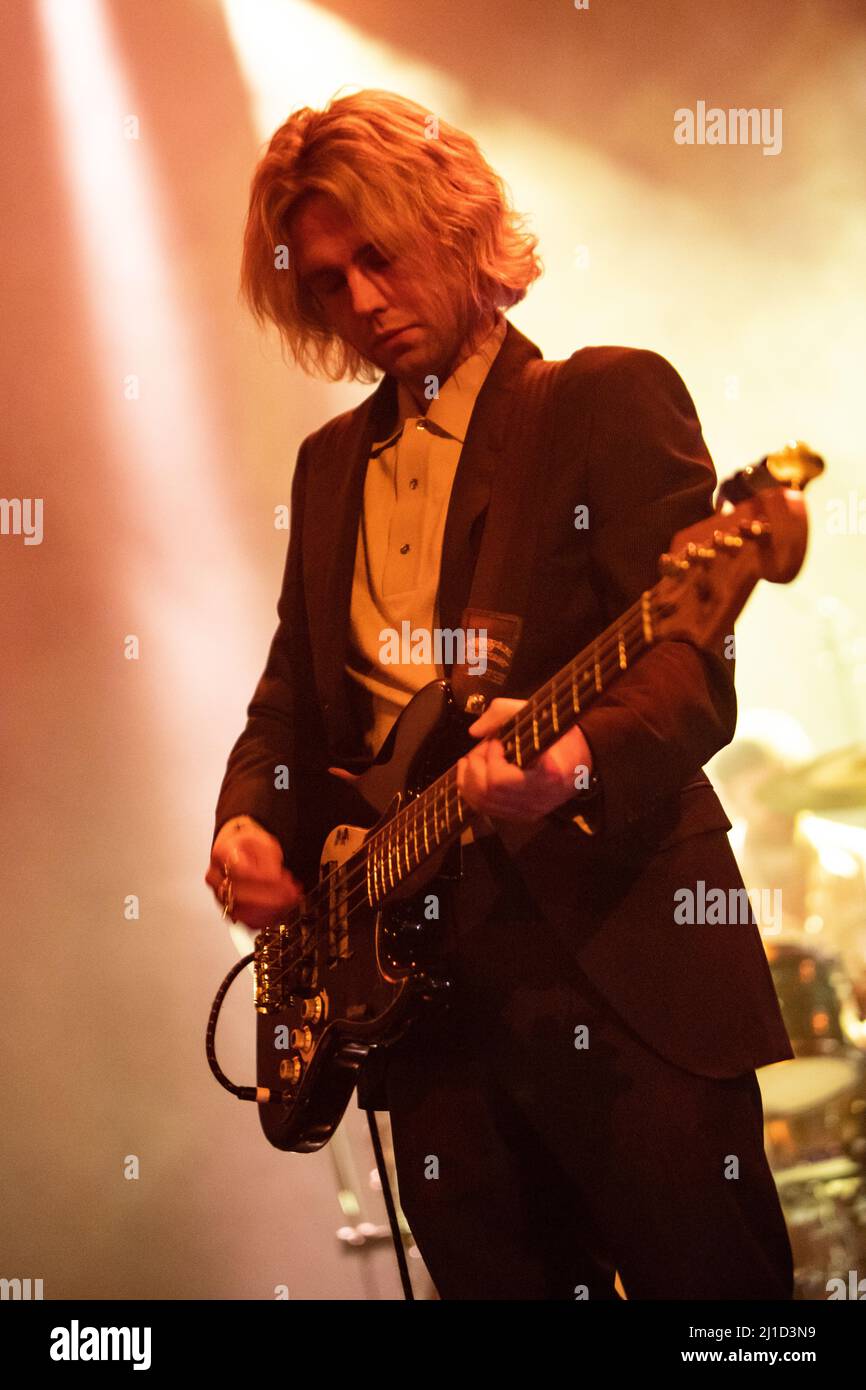 Milan Italie. 23 mars 2022. Le groupe irlandais après le punk FONTAINES D.C. se produit en direct sur scène à Alcatraz lors de la « visite de la FIA Kinty ». Banque D'Images