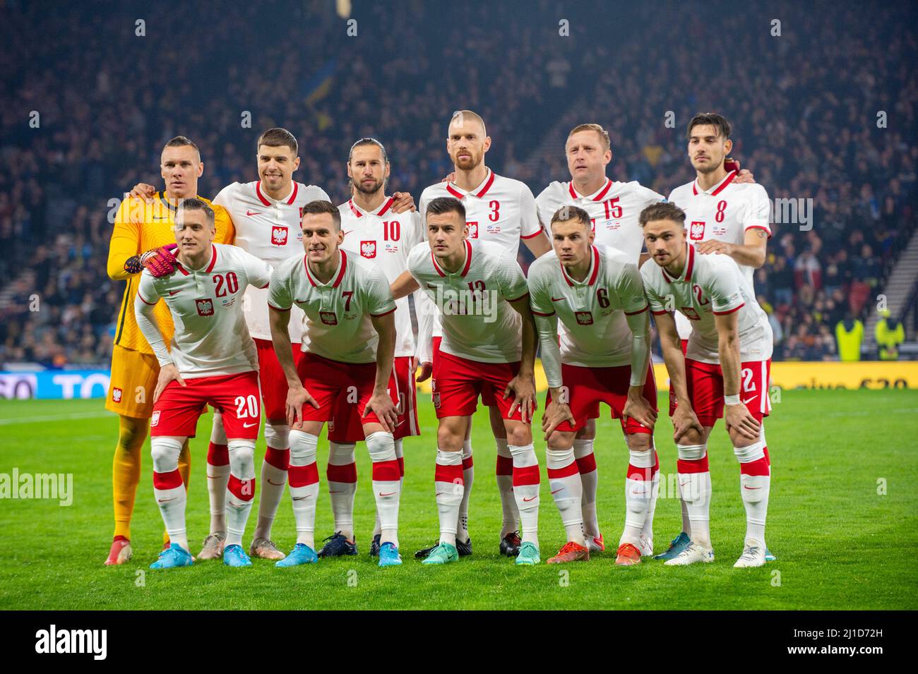 L'équipe nationale polonaise de football pose pour une photo lors du match  international amical entre l'Écosse et la Pologne au parc Hampden à  Glasgow, Écosse, le 24 mars 2022 (photo par Andrew