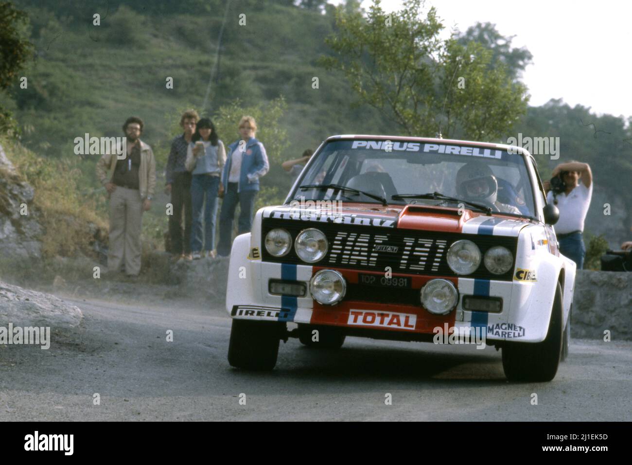 Jean Claude Andruet Fiat 131 Abarth Banque De Photographies Et D images jean-claude-andruet-fiat-131-abarth-banque-de-photographies-et-d-images