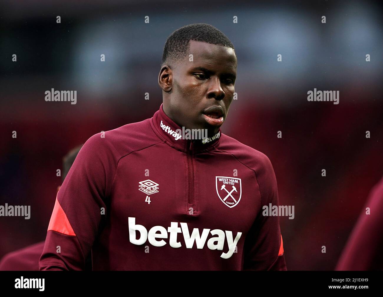 Photo du dossier datée du 22-01-2022 de Kurt Zouma de West Ham United. West Ham a fait des dons à neuf organismes de bienfaisance pour le bien-être des animaux à la suite de l'amende de club remise à Kurt Zouma pour avoir donné un coup de pied à son chat d'animal de compagnie. Date de publication : vendredi 25 mars 2022. Banque D'Images