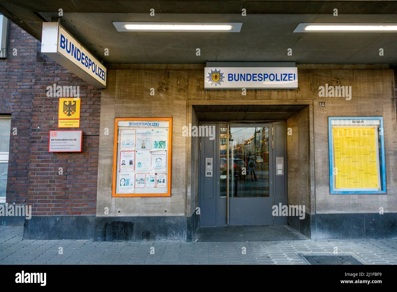 Police fédérale à la gare principale Banque D'Images