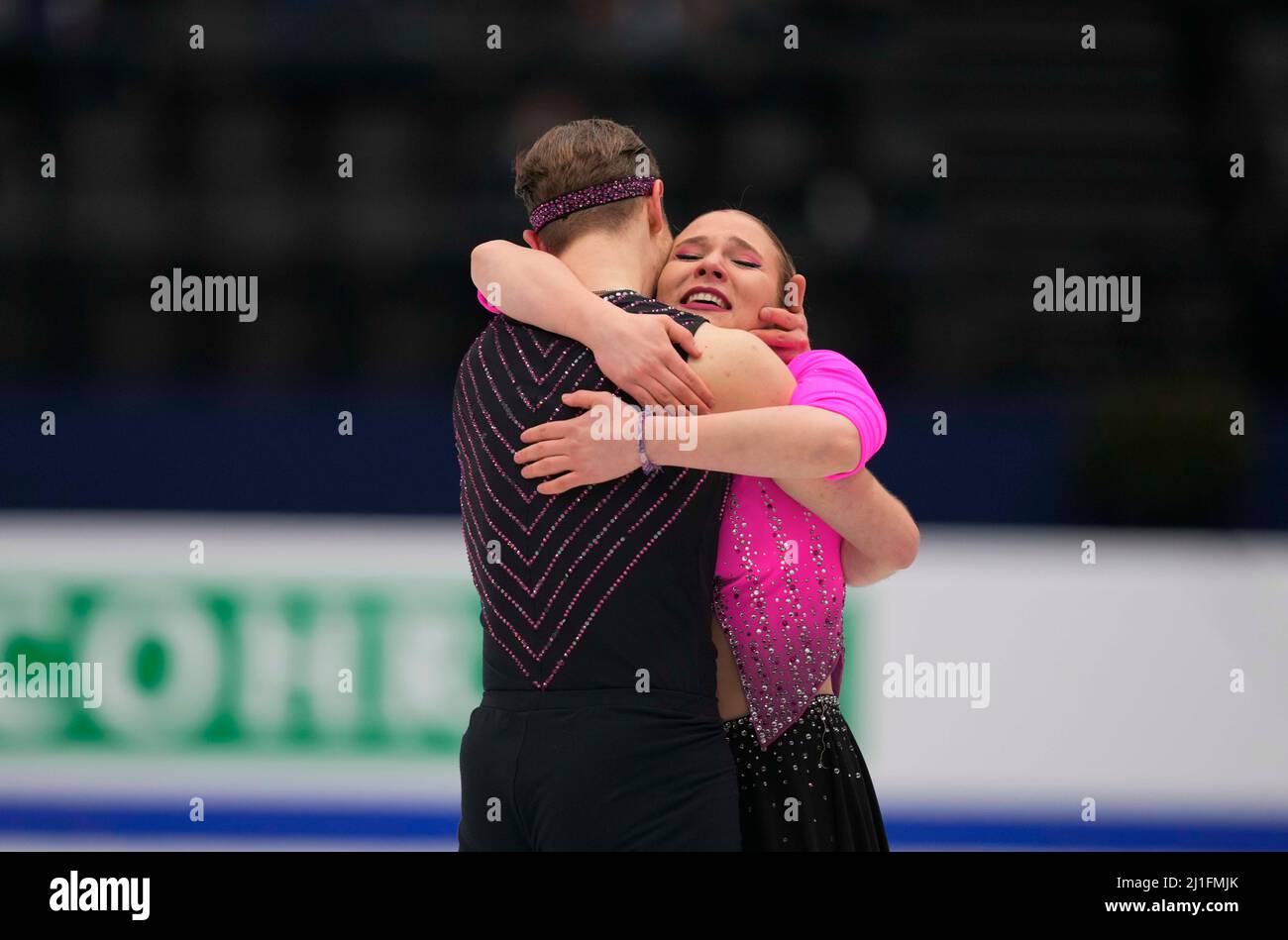 Stade Sud de France, Montpellier, France. 25th mars 2022. Natalie Taschlerova et Filip Taschler de la Tchéquie durant la danse sur glace par paires, Championnat du monde de patinage artistique au Sud de France Arena, Montpellier, France. Kim Price/CSM/Alamy Live News Banque D'Images