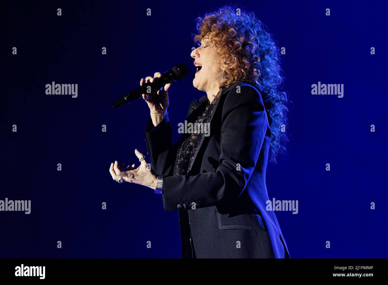 Bergame, Italie. 24th mars 2022. Fiorella Mannoia concert live au Creberg Teatro à Bergame, Italie, le 24 mars 2022. (Photo par Andrea Ripamonti/Pacific Press/Sipa USA) crédit: SIPA USA/Alay Live News Banque D'Images