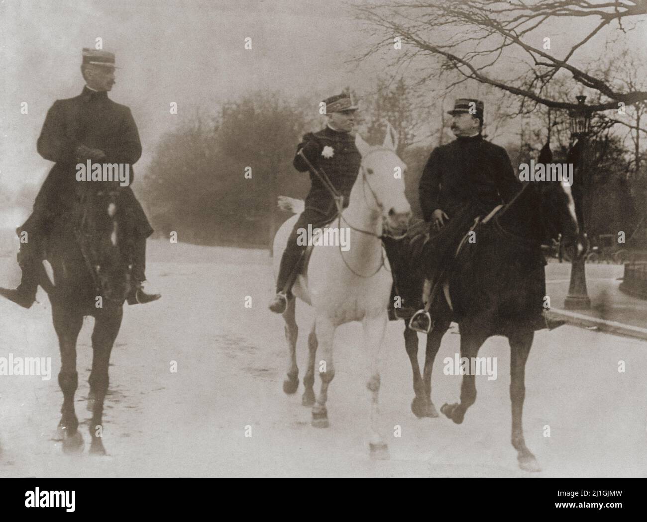 Photo d'époque du général de l'armée française Paul Pau. 1916 Paul Marie Cesar Gerald Pau, (1848 – 1932) est un soldat et général français qui a servi dans le Fran Banque D'Images