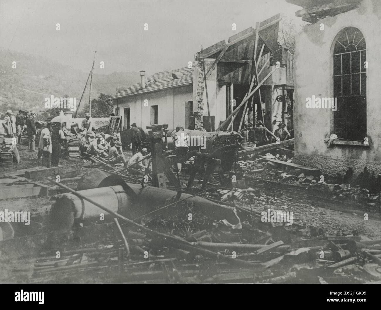 Photo d'époque du tremblement de terre en Italie. Une rue dans l'Avezzano complètement détruit. 1915 Banque D'Images