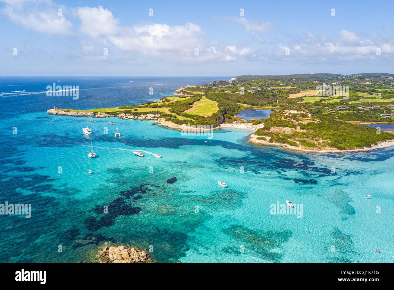 Corse du Sud, mer turquoise et paysage vert d'en haut. France Banque D'Images