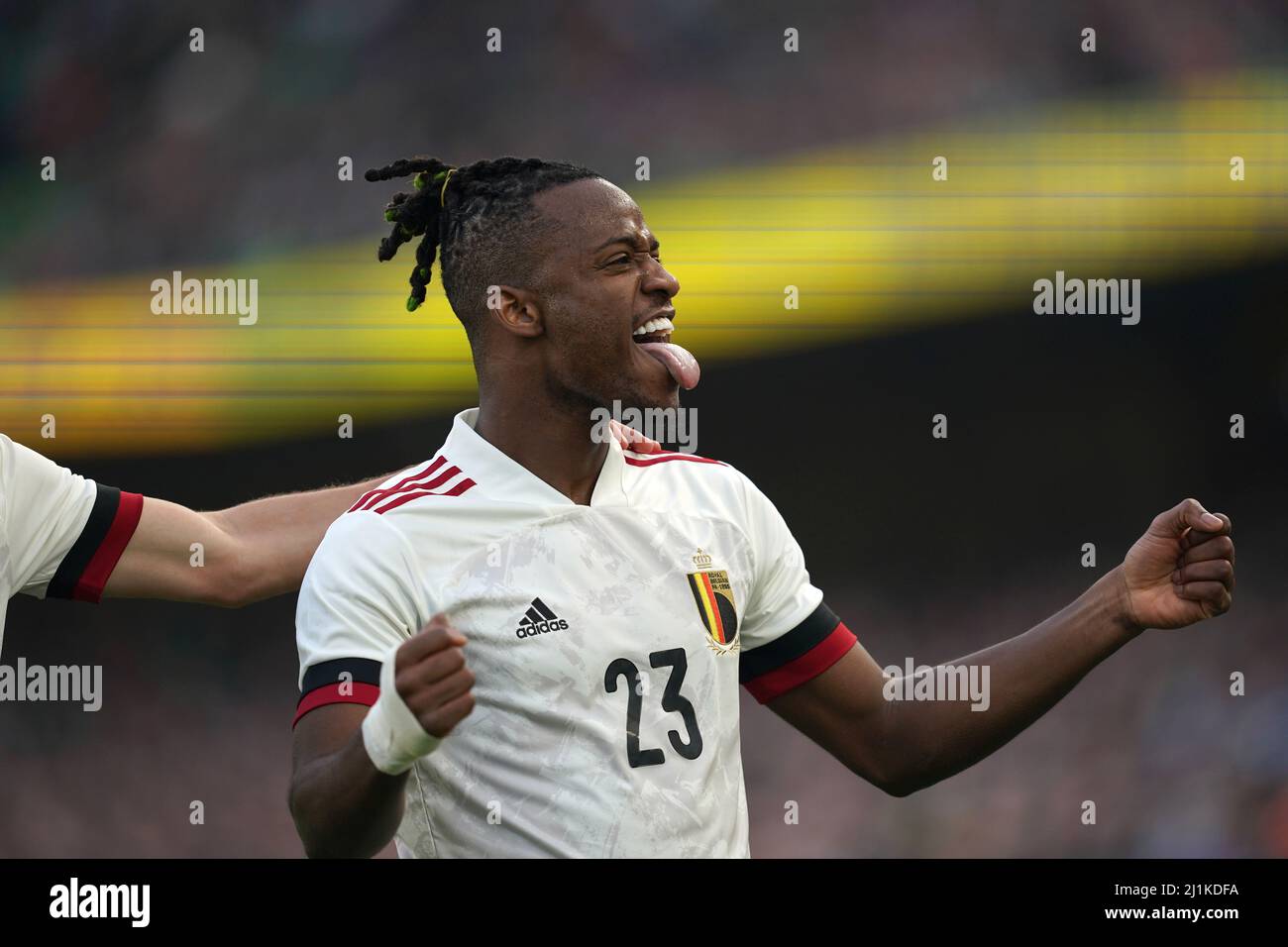 Michy Batshuayi, de Belgique, célèbre le premier but de son équipe lors du match international au stade Aviva, à Dublin. Date de la photo: Samedi 26 mars 2022. Banque D'Images