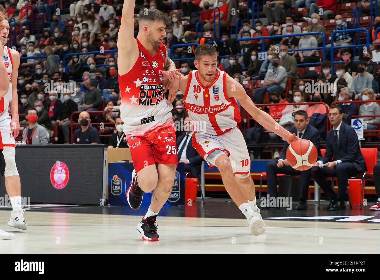 Forum Mediolanum, Milan, Italie, 26 mars 2022, Giovanni de Nicolao (Openjobmestis Varese) pendant AX Armani Exchange Milano vs Openjobmestis Varèse - Championnat italien de basket-ball A Serie Banque D'Images