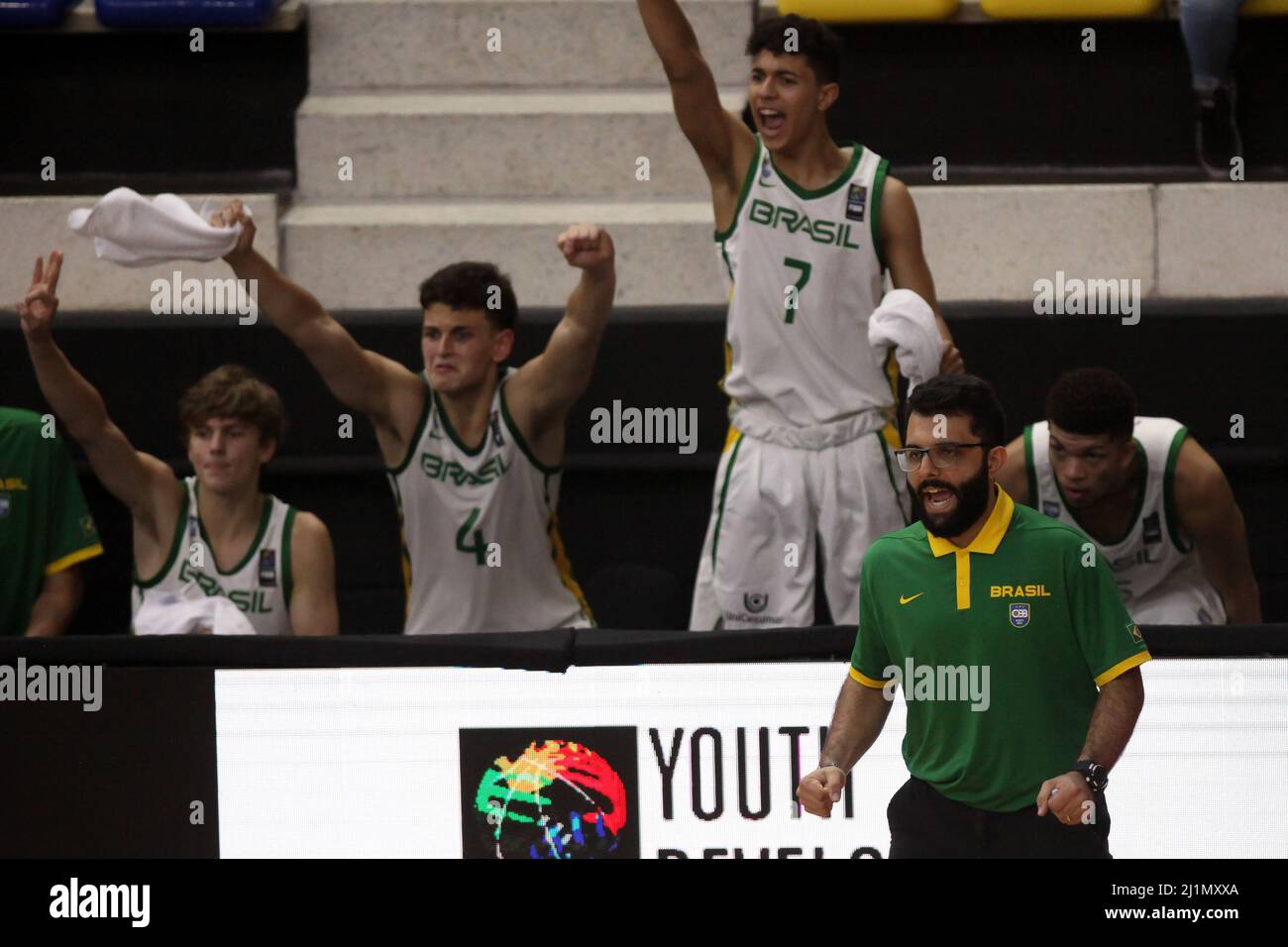 Miranda.VE - MARS 26,2022 le Brésil devient champion après avoir battu l'Argentine 73-59 FIBA ​​U18 SouthAmerican Championship for Men au Parque Miranda G. Banque D'Images