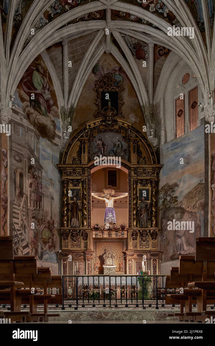 Chapelle avec l'image du Christ du sang dans un retable baroque et quelques fresques maniéristes avec des scènes de la passion à Torrijos, Tolède, Espagne Banque D'Images Chapelle avec l'image du Christ du sang dans un retable baroque et quelques fresques maniéristes avec des scènes de la passion à Torrijos, Tolède, Espagne Banque D'Images