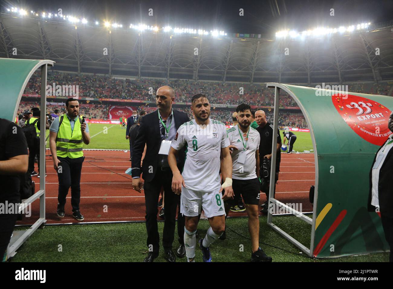 L'Algérie a battu le Cameroun 1-0 lors du tour de qualification de la coupe du monde de la FIFA 2022 au Qatar, le but a été marqué par Islam Slimani, au stade Jaboma, à Douala, au Cameroun, le 25 mars, 2022. Photo de Hamza Bouhara/ABACAPRESS.COM Banque D'Images