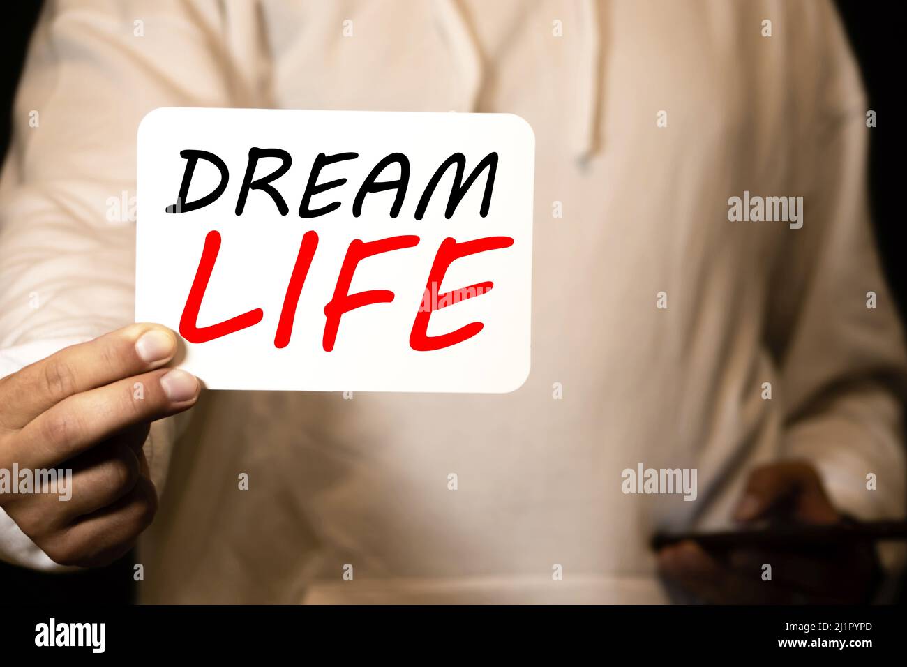 Texte écrit de mot Dream Big. Concept d'affaires pour la recherche d'un but pour votre vie et devenir accompli dans le processus de couleur des papiers froissés vide rappeler Banque D'Images