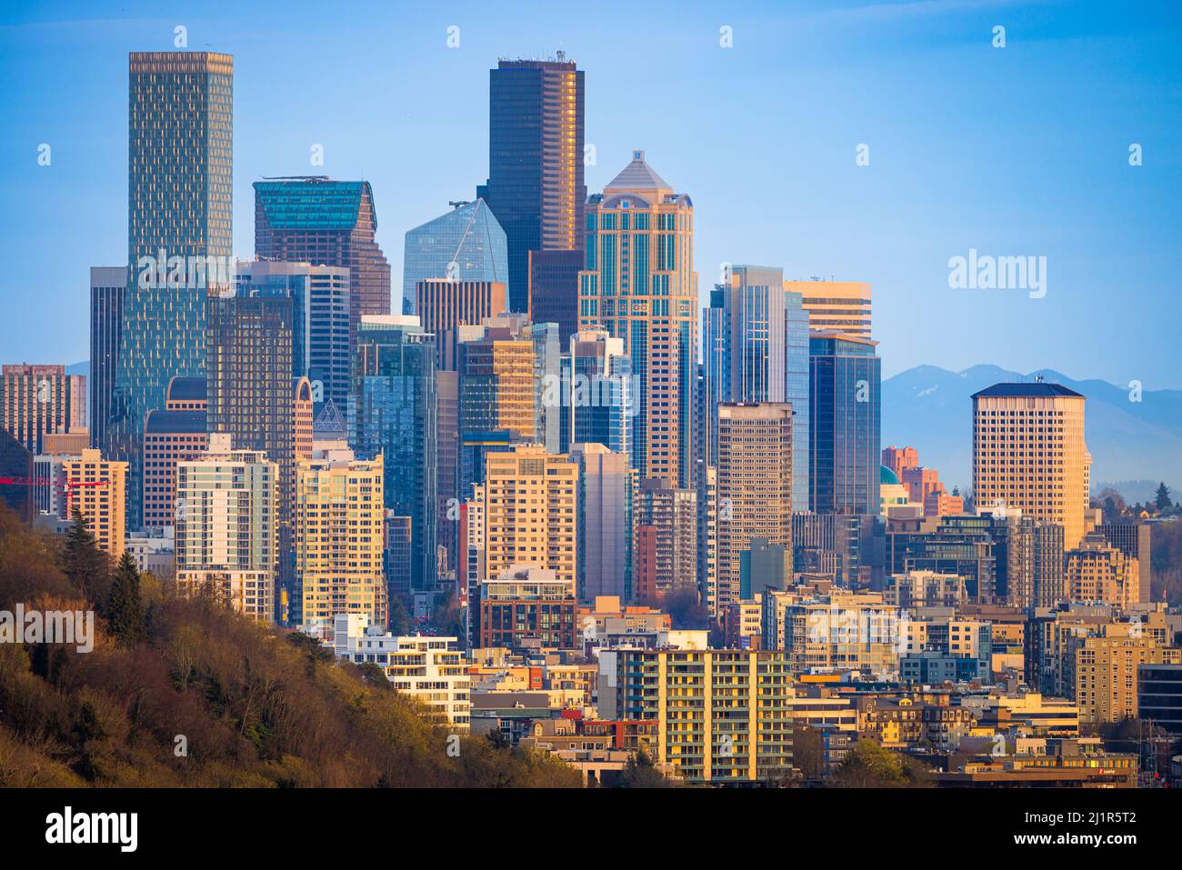 Seattle est un important port maritime côtier et le siège du comté de King, dans l'État américain de Washington Banque D'Images