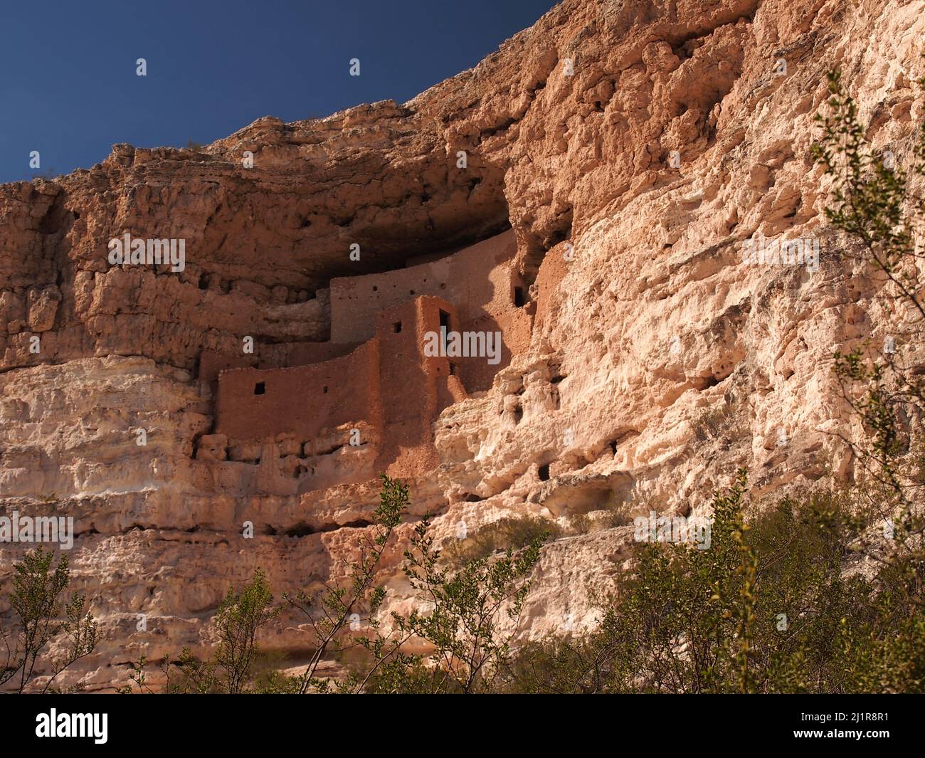 Monument national du château de Montezuma à Camp Verde, Arizona. Près de 800 ans, ses habitants étaient des Sinagua liés au peuple Hohokam. Banque D'Images