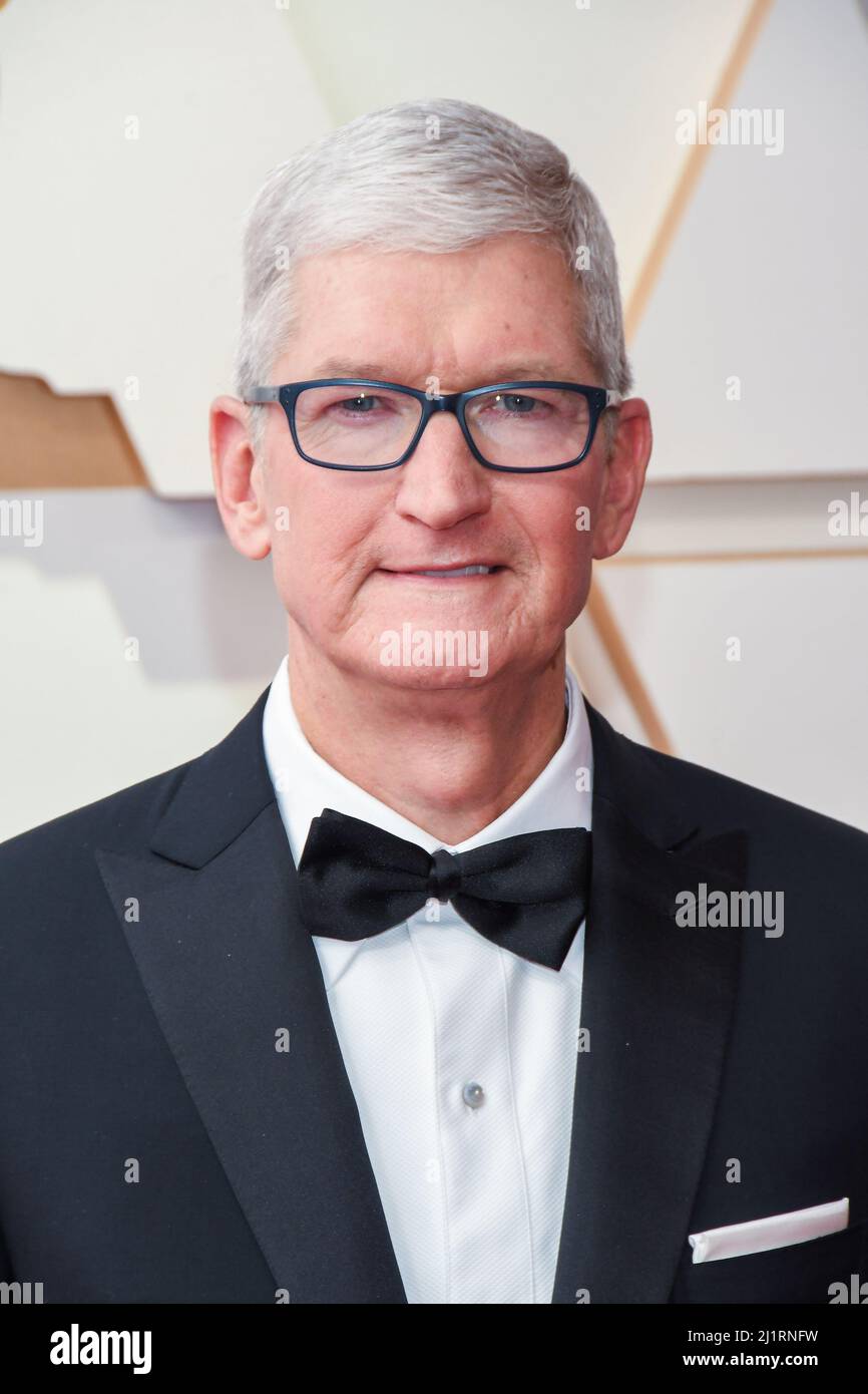 Tim Cook marche sur le tapis rouge aux Academy Awards 94th qui se tiennent au Dolby Theatre à Hollywood, CA, le 27 mars 2022. (Photo de la Sathanlee B. Mirador/Sipa USA) Banque D'Images