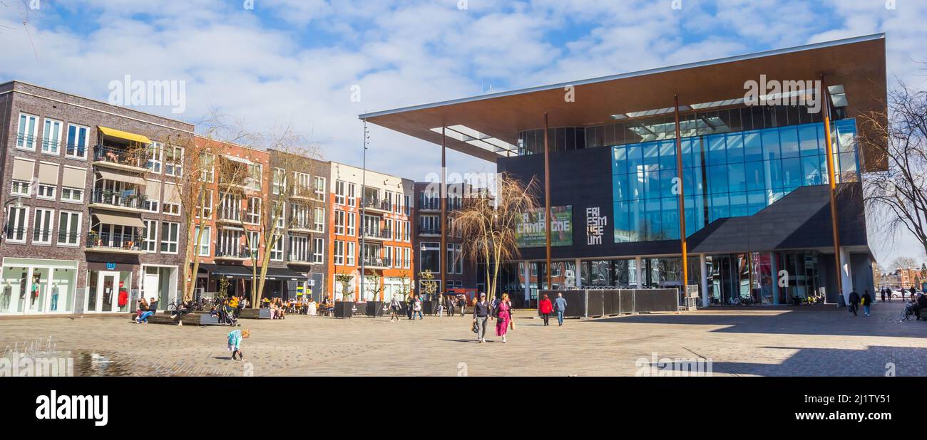 Panorama du bâtiment moderne du musée Fries à Leeuwarden, pays-Bas Banque D'Images