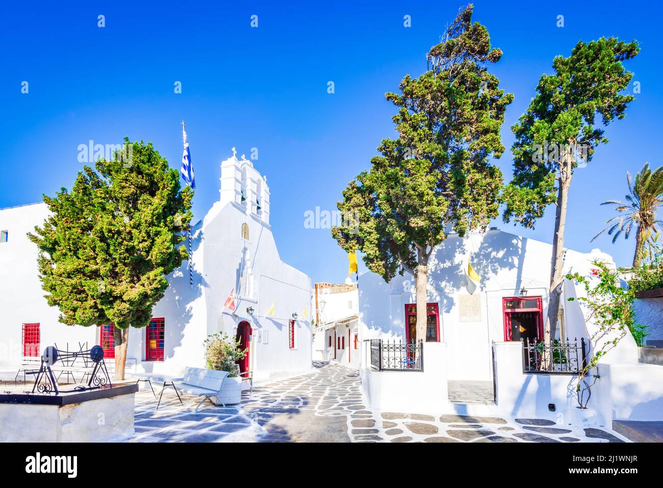 Mykonos, Grèce. Allée blanchie à la chaux dans la vieille ville de Little Venice, les îles grecques des Cyclades. Banque D'Images