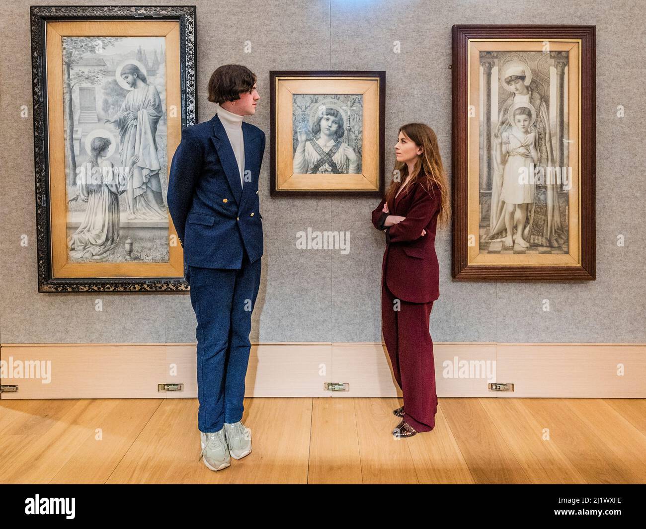 Londres, Royaume-Uni. 28th mars 2022. Œuvres religieuses de Henry Ryland, RI (britannique, 1856-1924), dont Christ dans le jardin de Gethsemane, est £10 000 - £15 000 - Un aperçu de la vente d'art impressionniste britannique et du 19th siècle de Bonhams à Bonhams New Bond Street. La vente elle-même aura lieu le 30th mars. Crédit : Guy Bell/Alay Live News Banque D'Images