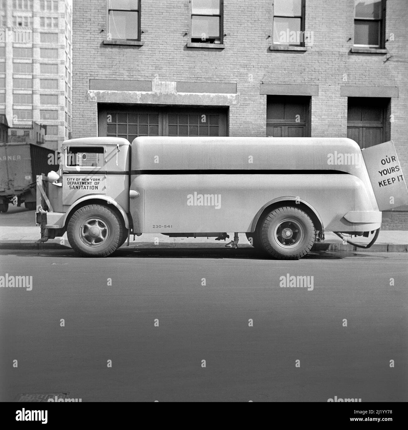 Camion sanitaire, New York, New York, États-Unis, John Vachon, Administration américaine de la sécurité agricole/États-Unis Office of War information, mars 1943 Banque D'Images