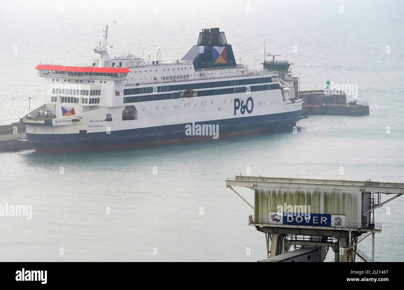 La Pride of Canterbury à Douvres, dans le Kent, après que P&O Ferries ait mis à la porte 800 marins sans préavis le 17 mars, dans le cadre d'un projet visant à attirer des employés moins chers de l'agence. Date de la photo: Mardi 29 mars 2022. Banque D'Images