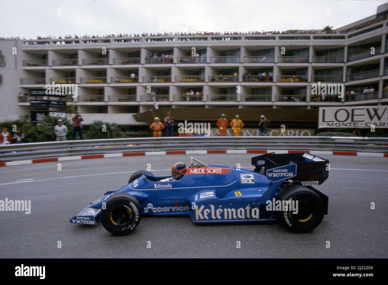 Piercarlo Ghinzani (ITA) Osella FA1F Alfa Romeo Banque D'Images