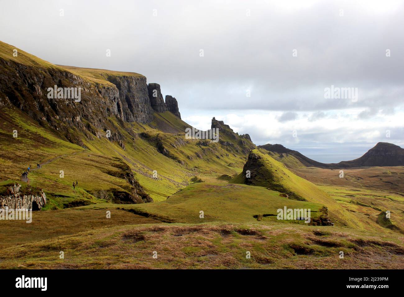 Vue sur le Quiraing sur la péninsule Trotternish sur l'île de Skye, en Écosse Banque D'Images