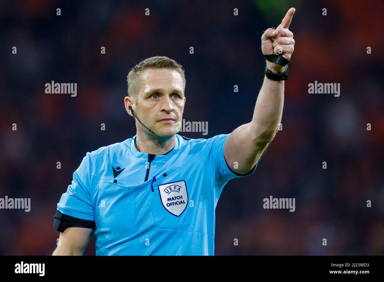 AMSTERDAM, PAYS-BAS - MARS 29: Arbitre Craig Pawson (GBR) lors du match international amical entre les pays-Bas et l'Allemagne à la Johan Cruijff Arena le 29 mars 2022 à Amsterdam, pays-Bas (photo de Broer van den Boom/Orange Pictures) Banque D'Images