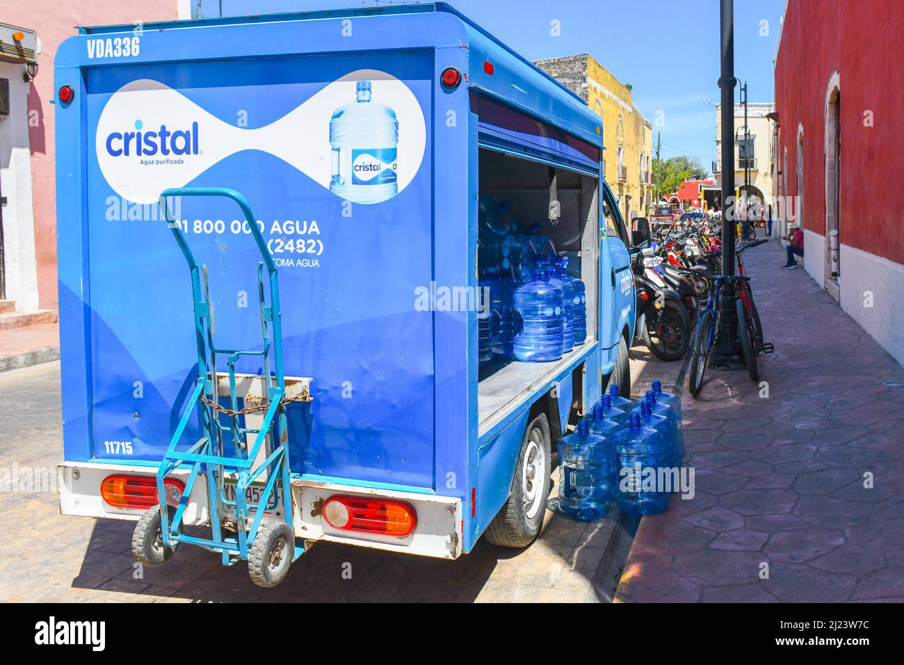 Livraison d'eau embouteillée, Valladolid , Mexique Banque D'Images