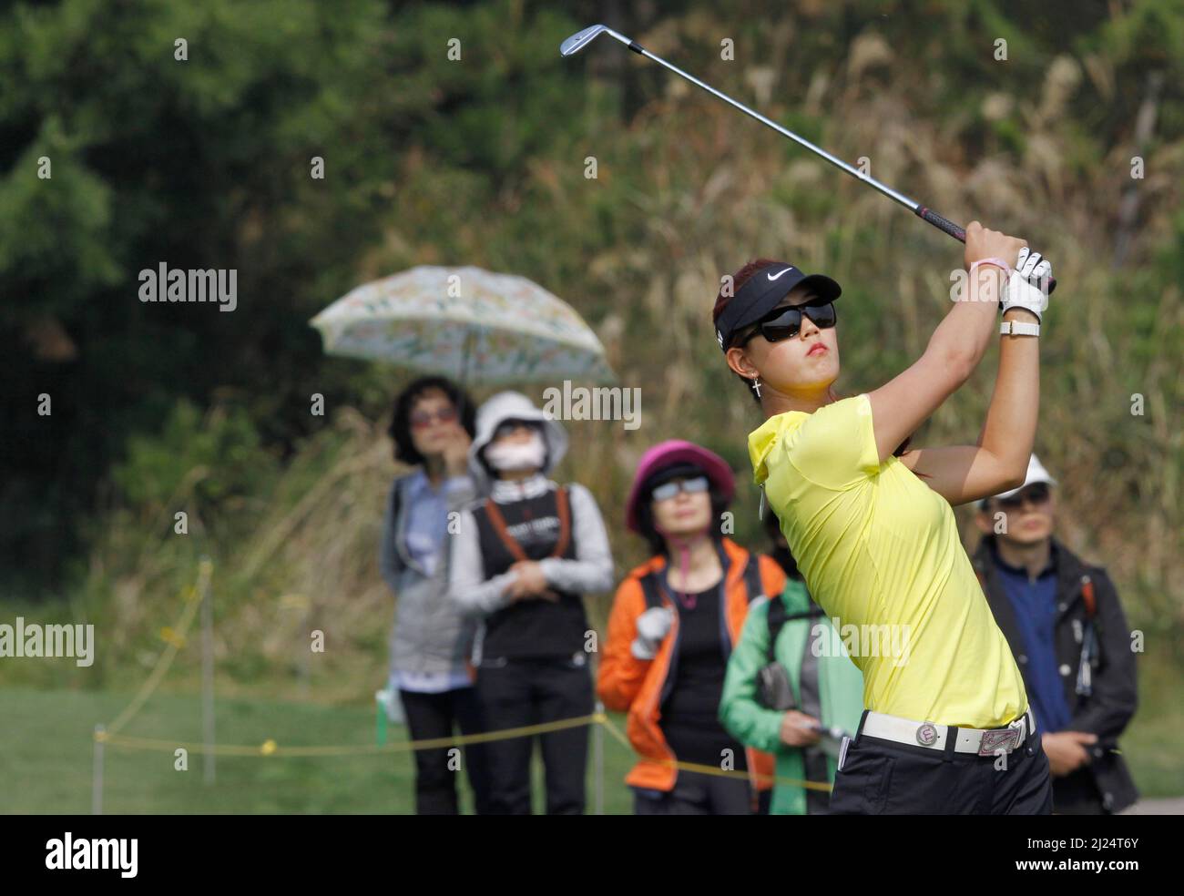 8 oct 2011-Incheon, Corée du Sud-WIE, Michelle des Etats-Unis, joue en t-shirt Shes tourné sur le 3th trous lors du championnat LPGA par Hana Bank au club de golf SKY72 à Incheon le 8 oct 2011, Corée du Sud. Banque D'Images