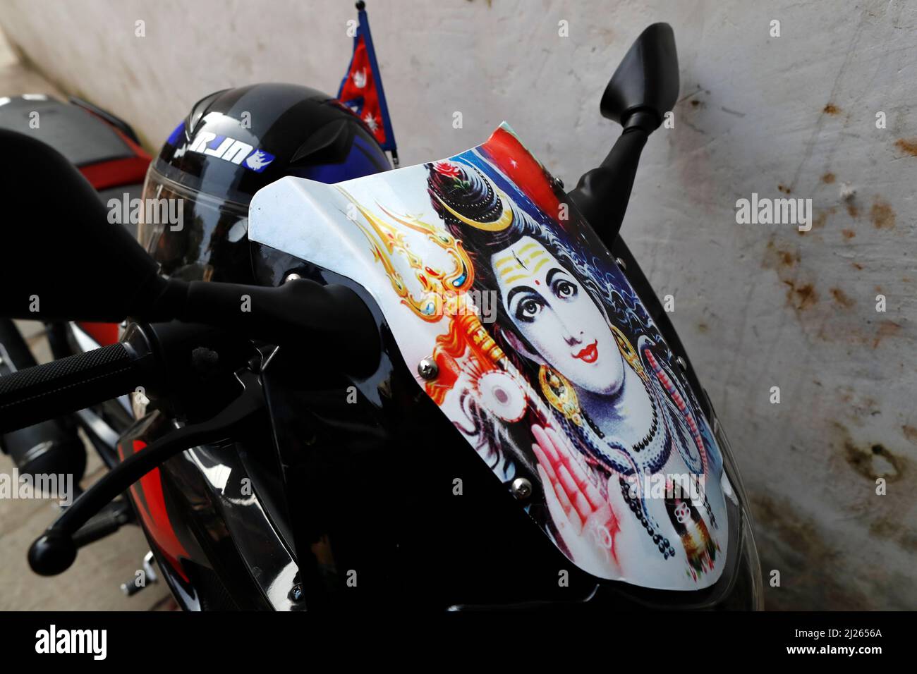 Moto avec l'image de Dieu hindou Shiva. Banque D'Images
