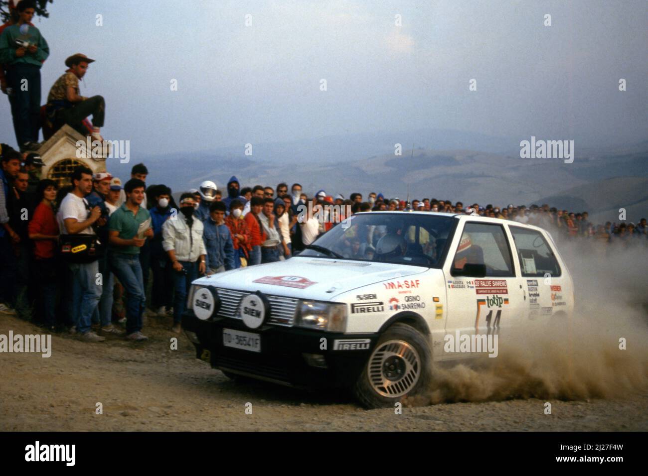 Mauro Pregliasco (ITA) Alessandro Cavalleri (ITA) Fiat Uno Turbo GRA Banque D'Images