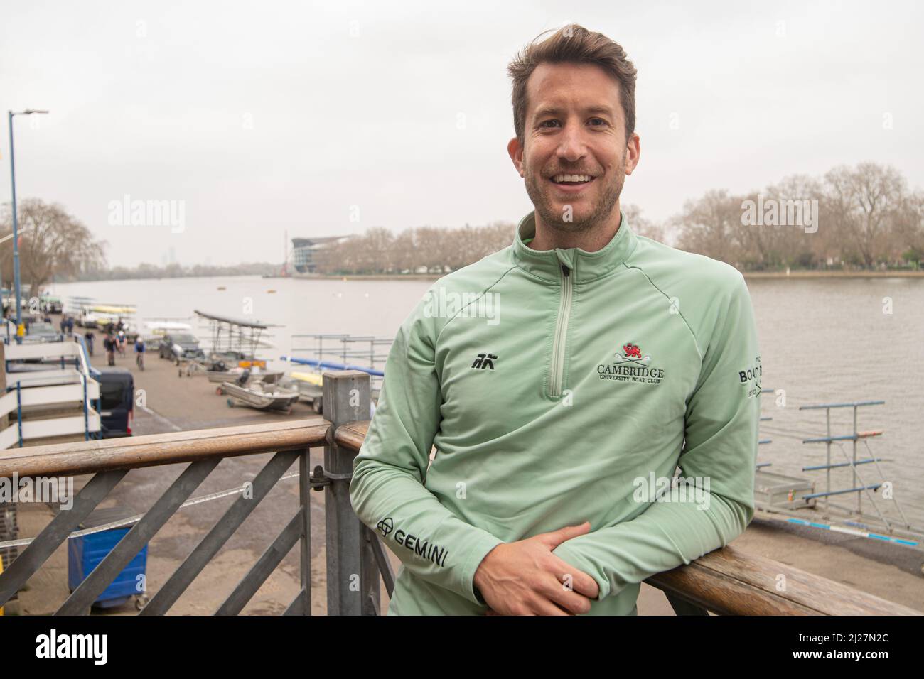 Londres, Royaume-Uni. 30th mars 2022. Les équipes de Simon Schuerch.Oxford & Cambridge rencontrent la presse au London Rowing Club sur Putney Embankment. Les équipes hommes et femmes pour la course de bateau du dimanche ont assisté à un événement de presse. Crédit : Peter Hogan/Alay Live News Banque D'Images