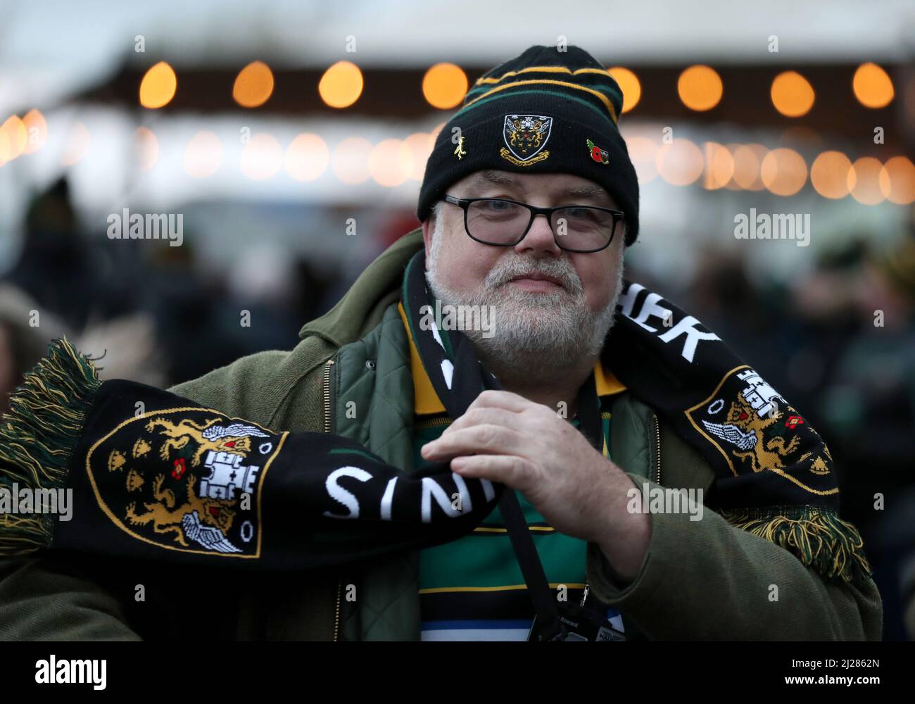 Un fan de Northampton Saints avant le match de la coupe de rugby de Premiership au Cinch Stadium de Franklin's Gardens, à Northampton. Date de la photo: Mercredi 30 mars 2022. Banque D'Images