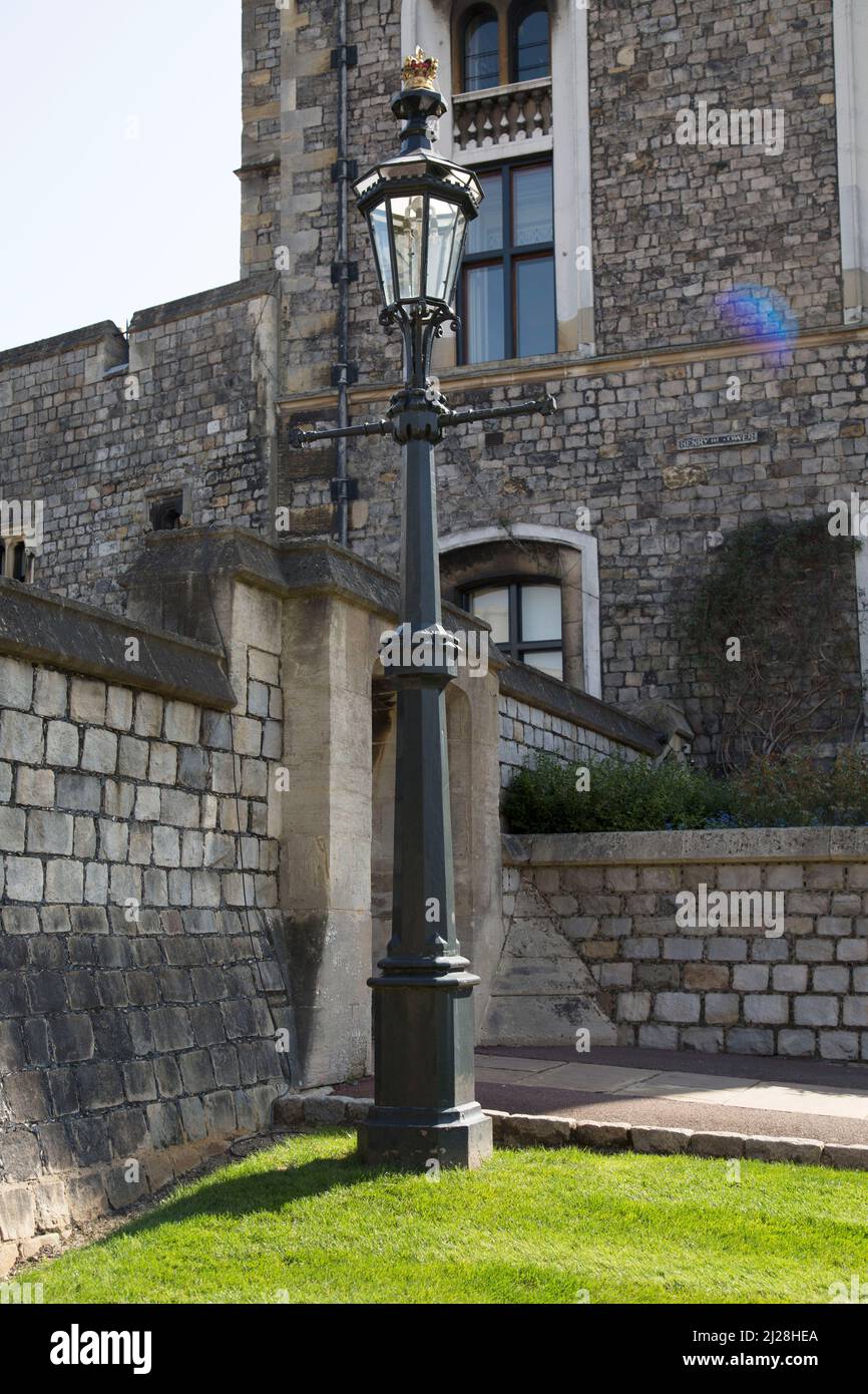 LAMP Post, quartier inférieur, résidence royale britannique. Château de Windsor, Windsor, Berkshire, Angleterre, Royaume-Uni Banque D'Images