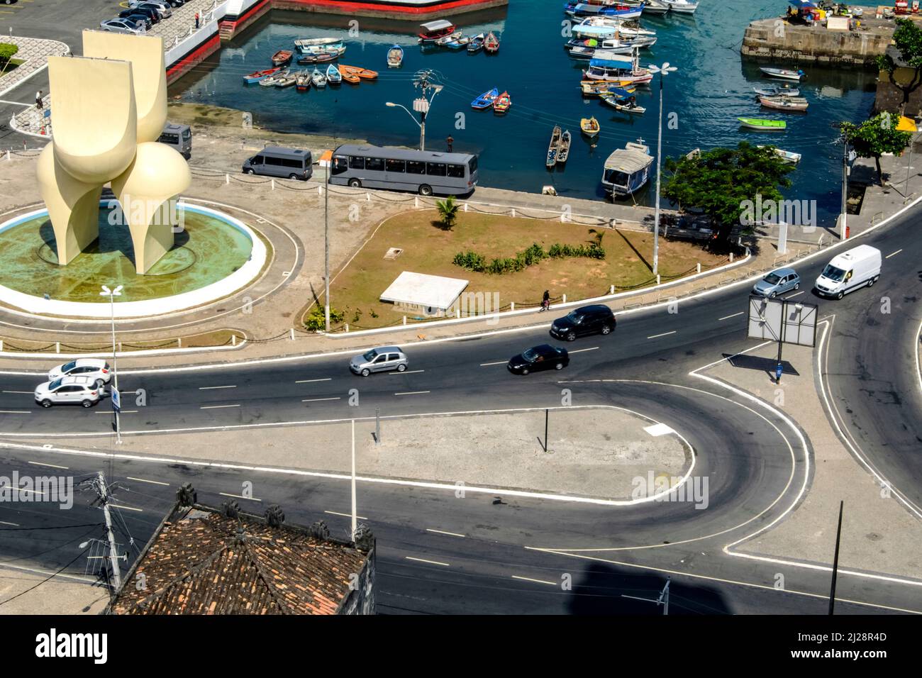 Monumento fonte da Rampa do Mercado, est une sculpture créée par l'artiste brésilien Mario Cravo, inaugurée o Banque D'Images