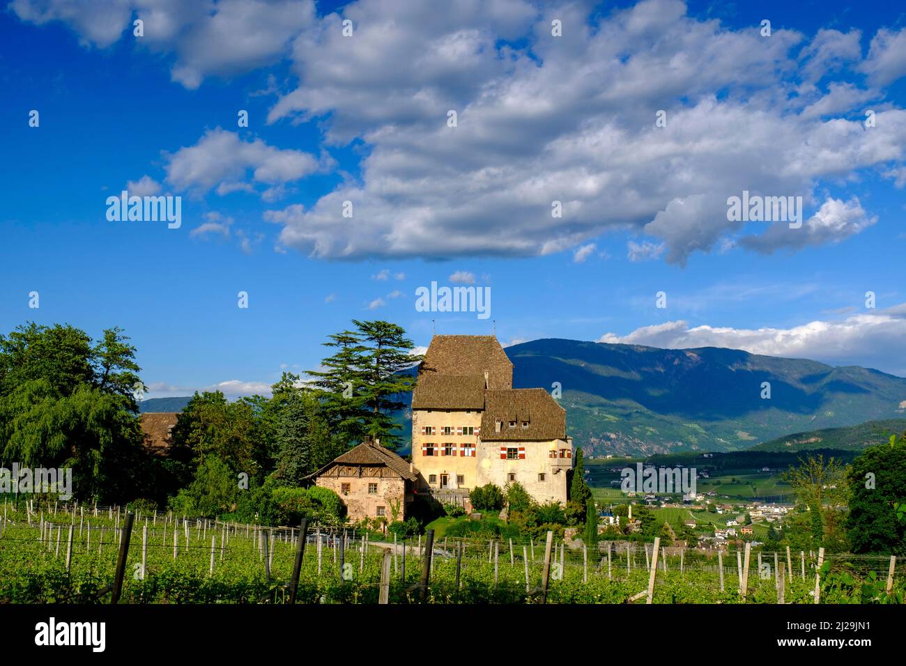Château d'Englar à Eppan an der Weinstrasse, Ueberetsch, Tyrol du Sud, Italie Banque D'Images