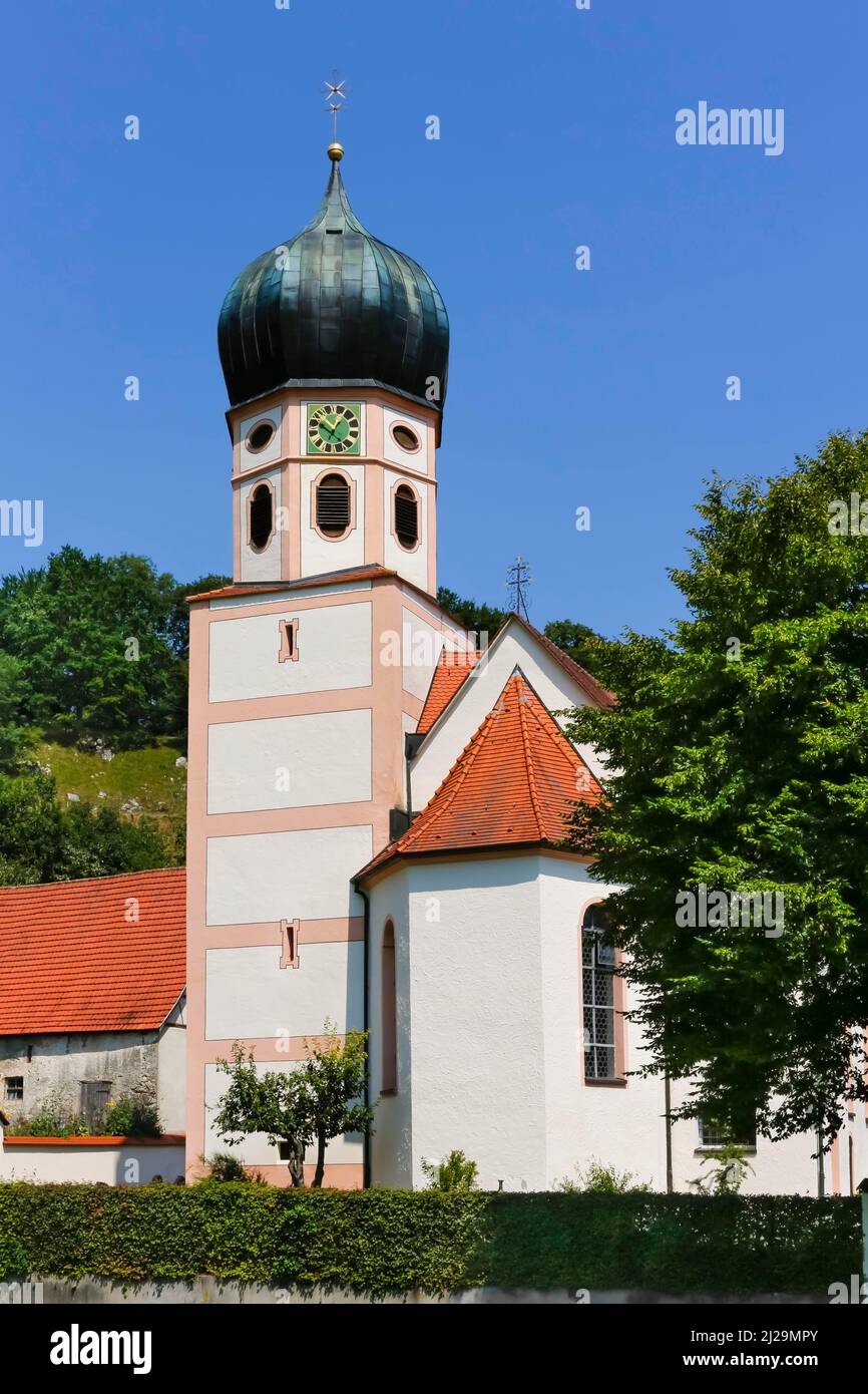 Église Saint-Gall, église paroissiale catholique, style baroque, tour d'église, horloge, Swabian Alb, Bichishausen, Bade-Wurtemberg, Allemagne Banque D'Images